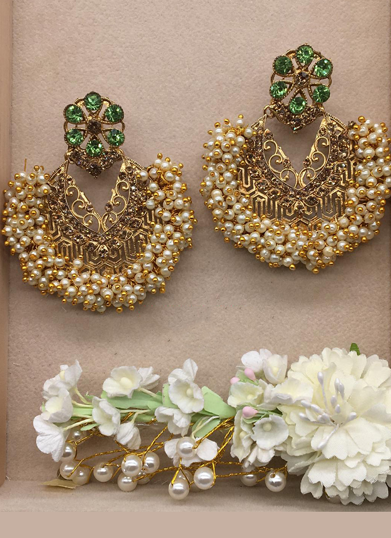 Zaveri Pearls Earrings  Buy Zaveri Pearls Gold Tone Kundan  Pearls  Wedding Collection Dangle EarringZPFK10158 Online  Nykaa Fashion