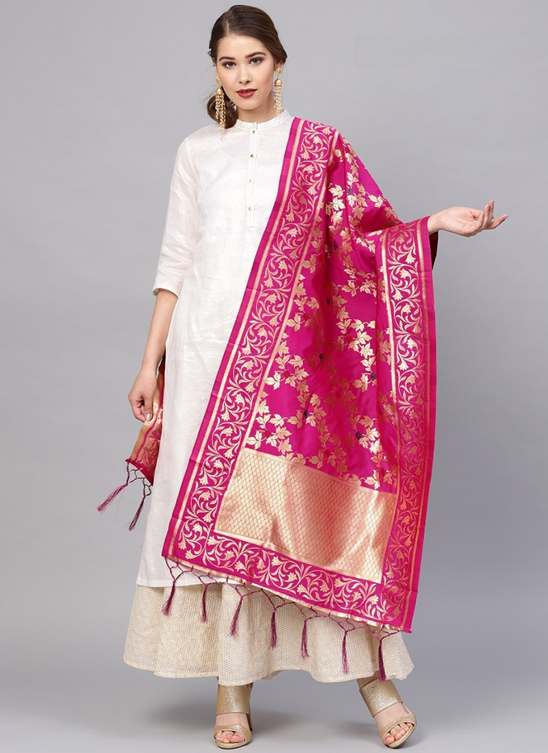 bridal banarasi dupatta