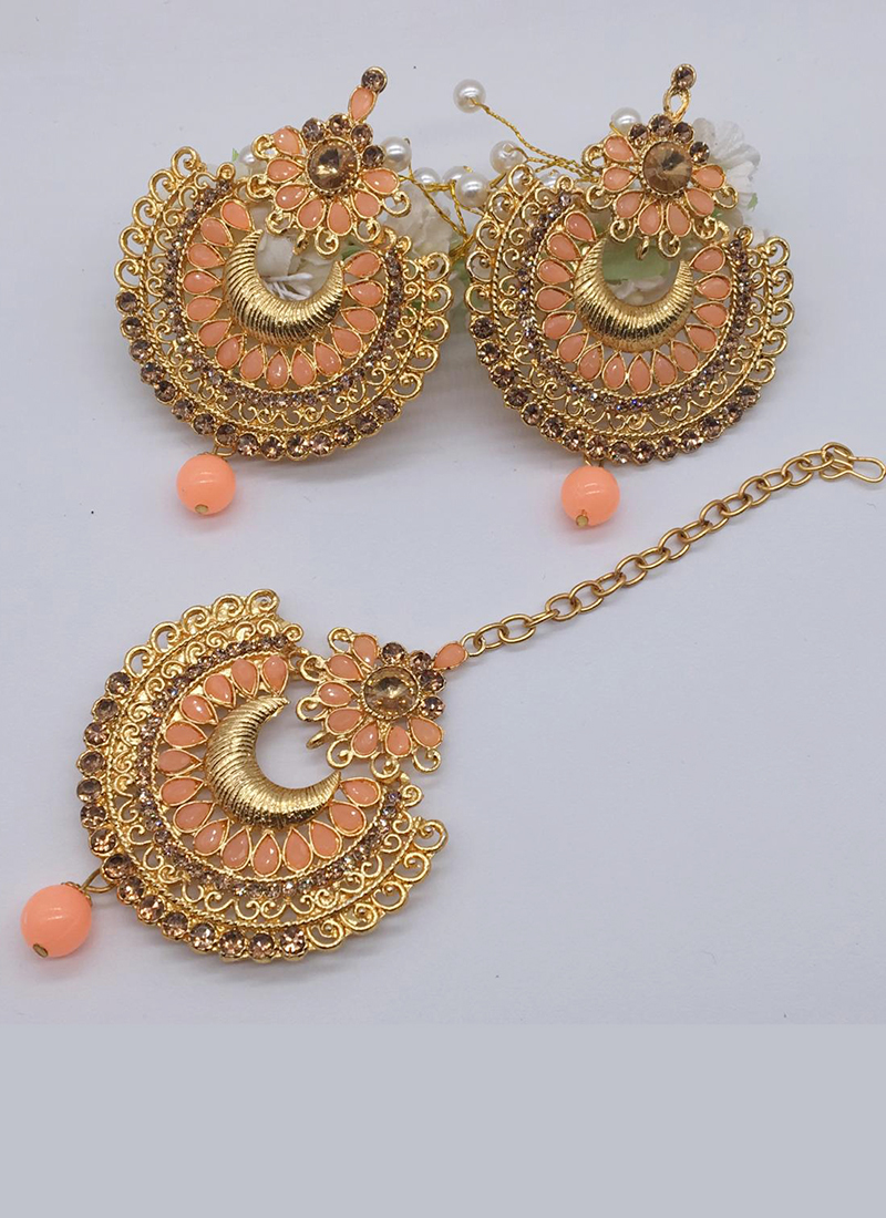 Buy online Gold Plated Earring Maang Tikka Set from Imitation Jewellery for  Women by Spargz for 409 at 60 off  2023 Limeroadcom