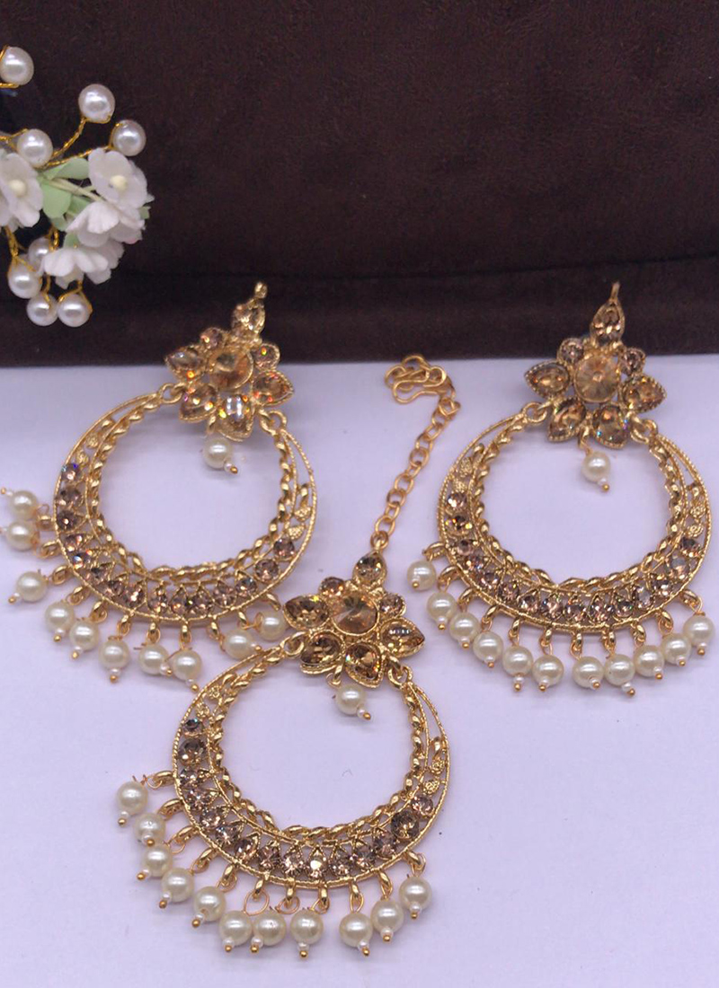 New Chandbali Earrings With Maang Tikka Wholesale Collection Catalog