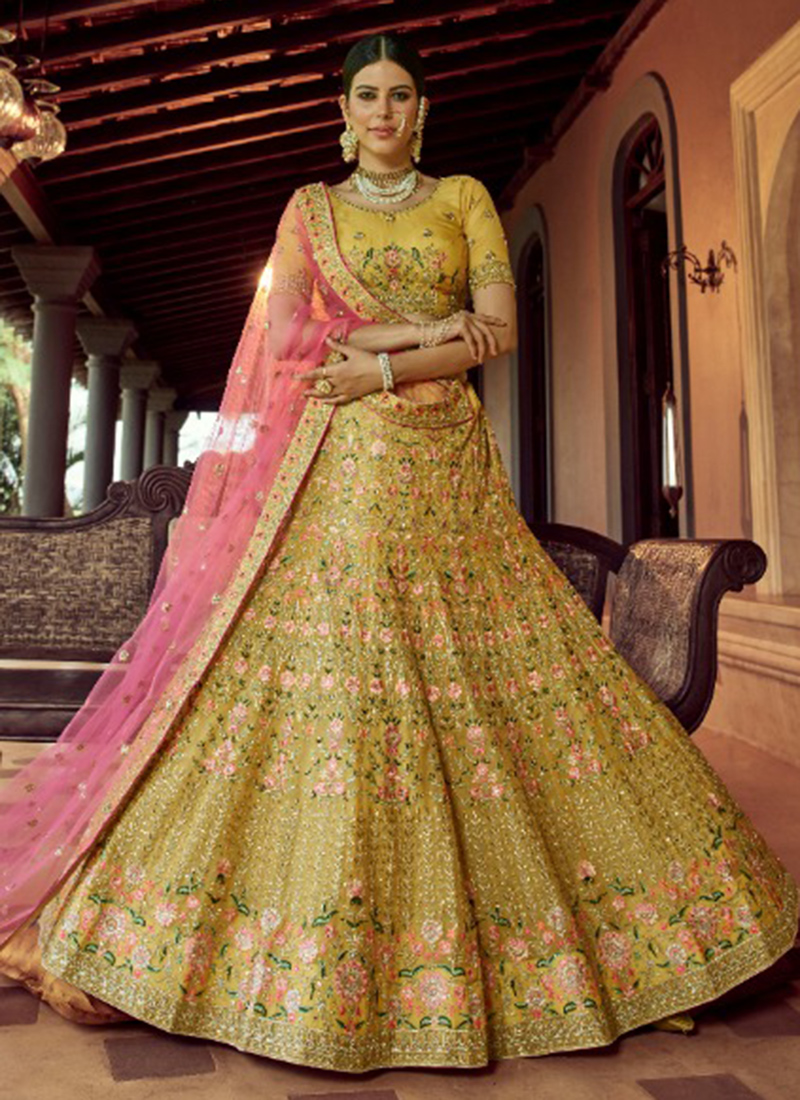 Traditional Bridal Lehenga Choli Pakistani Dress Online – Nameera by Farooq