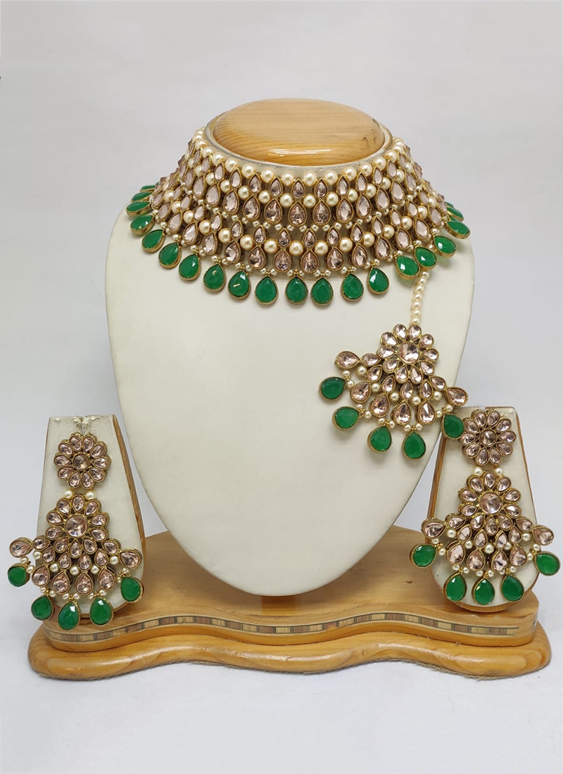 Kundan Studded New Design Chokar Necklace Set Collection Catalog