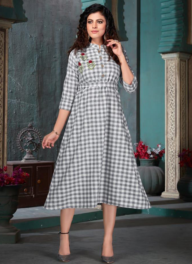 kurti with midi