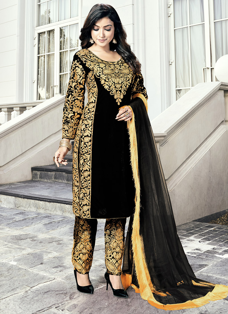 Velvet Printed Salwar Suit D.no 2902 | Velvet suit, Salwar suits, Dress  materials