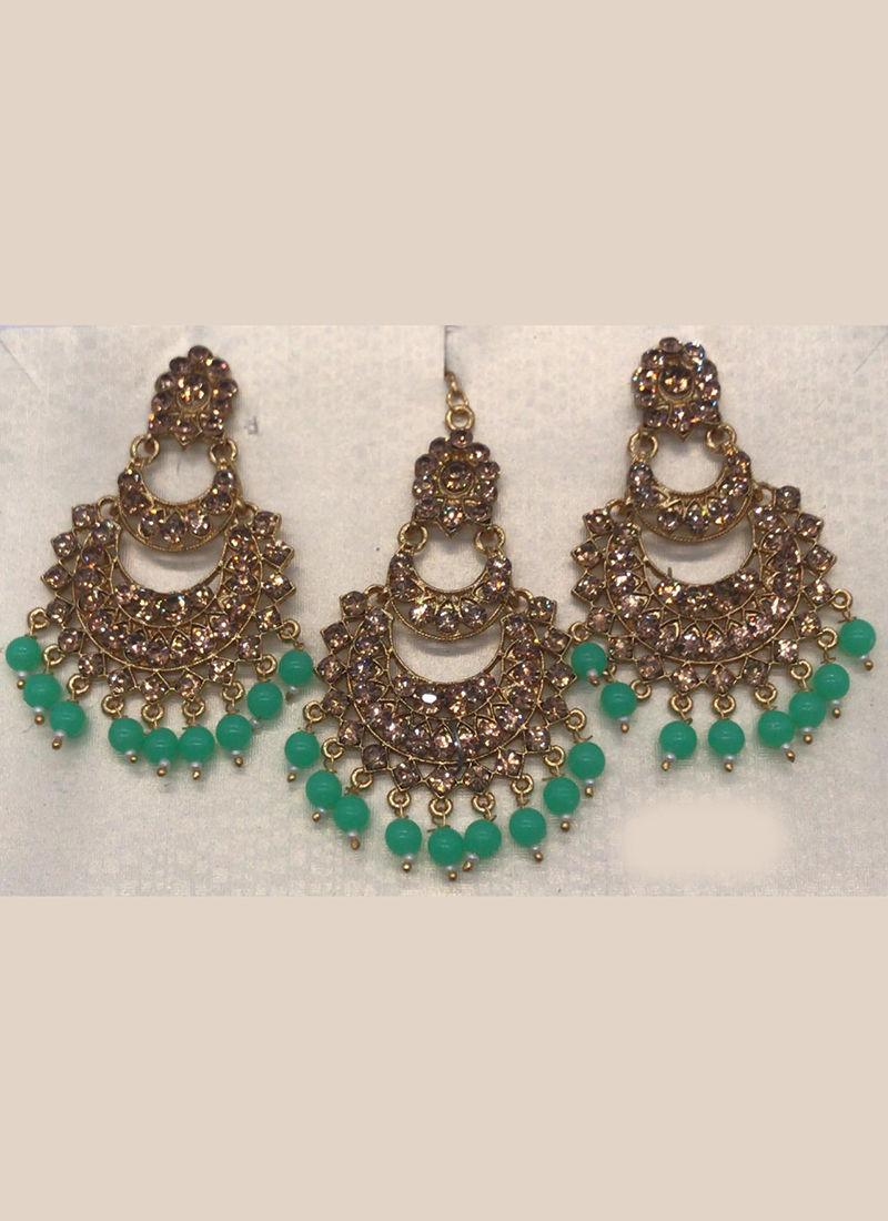 Big Punjabi Tikka Set with Earrings for Women - Multicolour |  FashionCrab.com