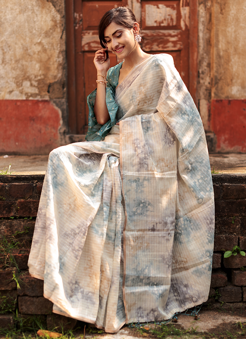 Stunning Bhumika Chawla in a Lehenga Saree