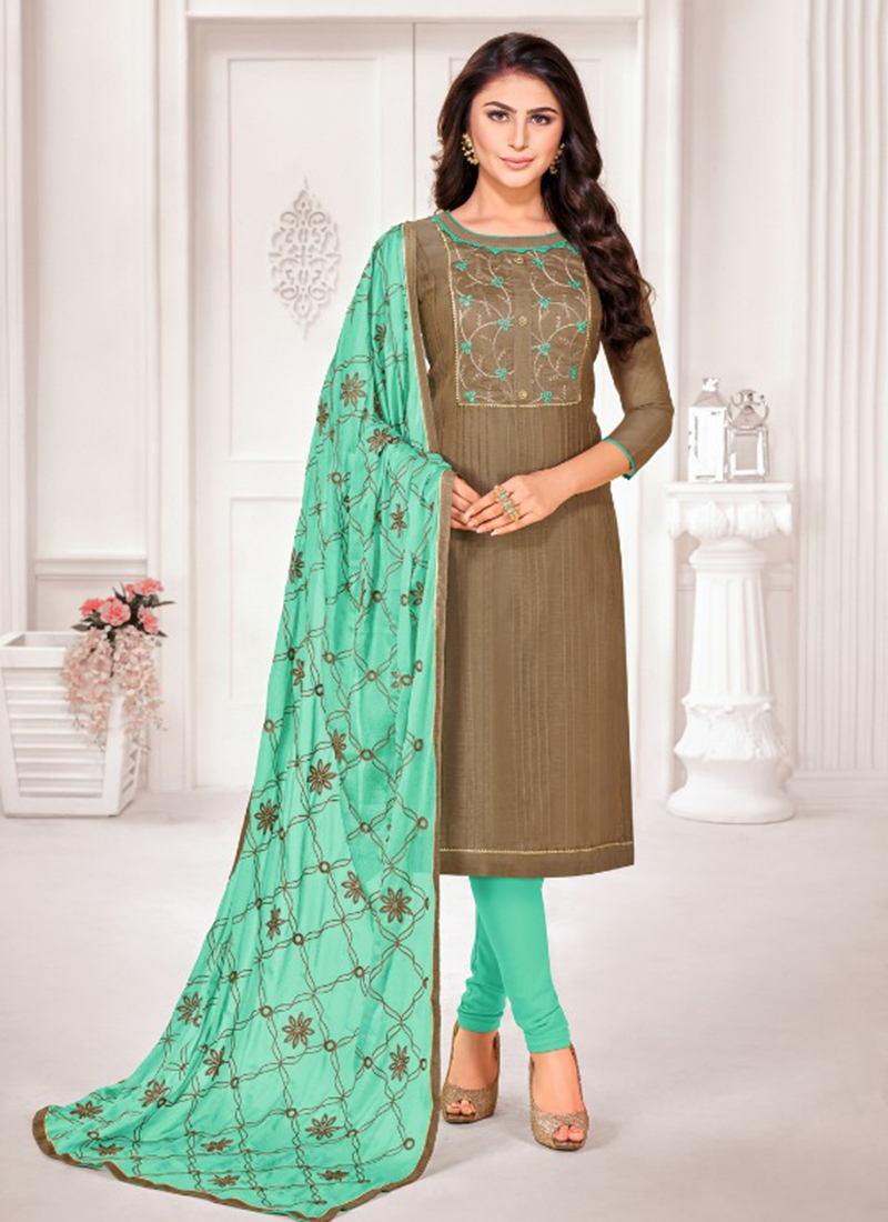 embroidery in churidar