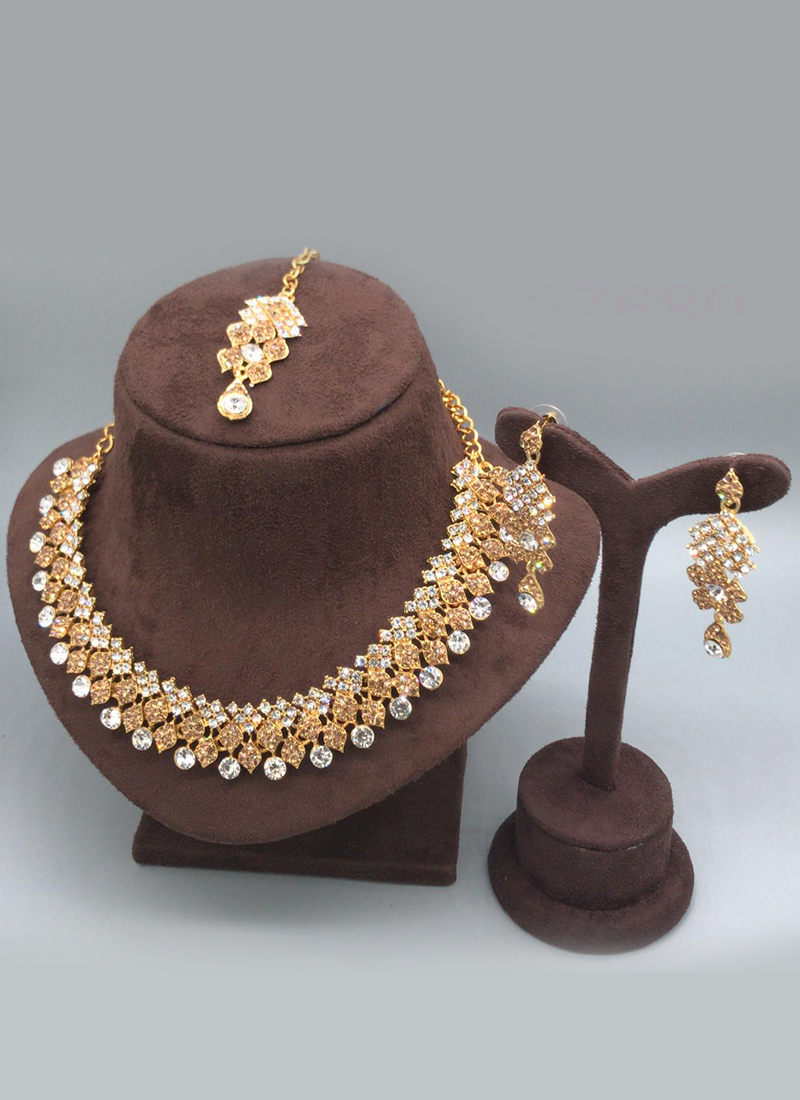 online shopping necklace set with maang tikka