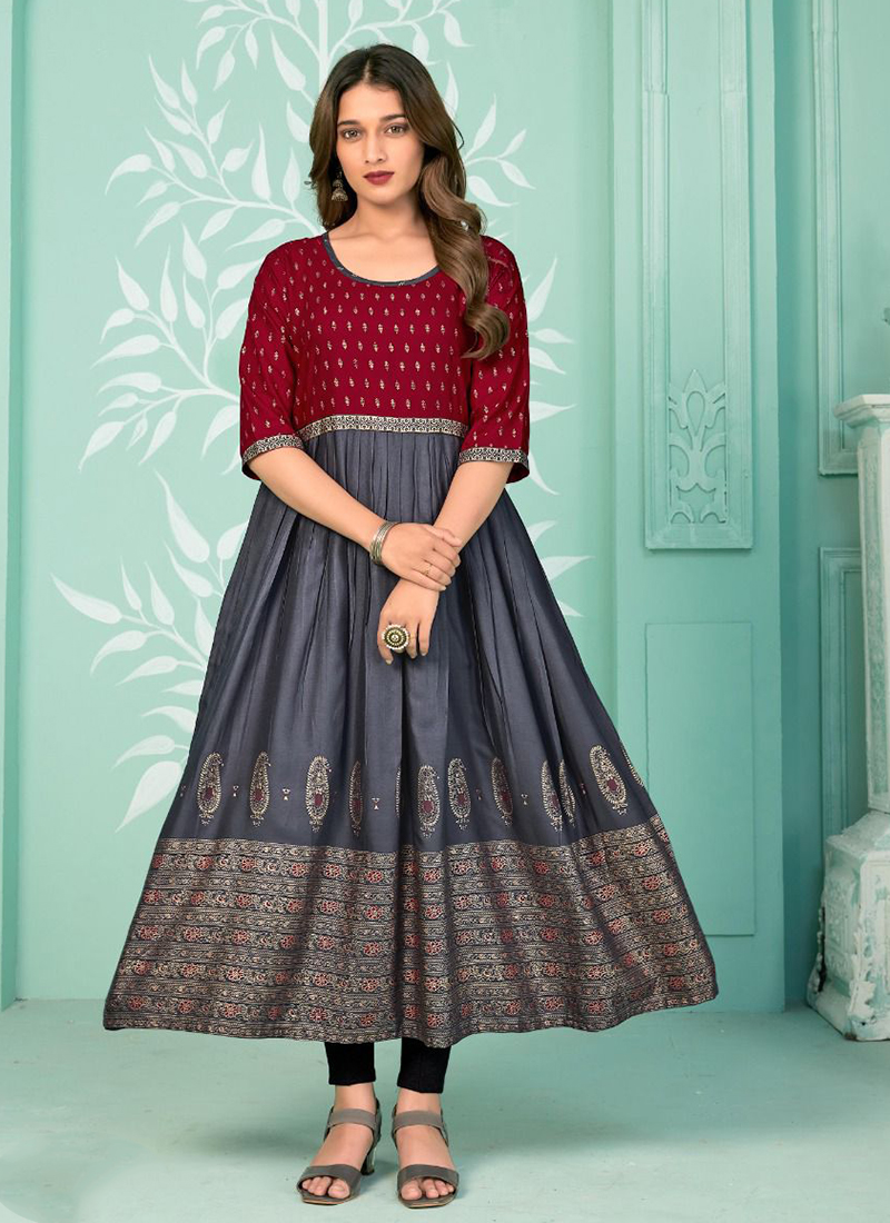 nayanthara casual dress Price check: Actress Nayanthara Outfit from @sutraclothing_ #nayanthara #airportoutfit #tamilfashion #pricecheck #outtideas #outtinspo #nayantharaofficial