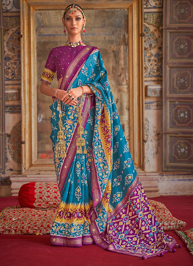 Buy Pandadi Saree Womens Banarasi Silk Patola Saree With Blouse Piece  (Purple) Online at Best Prices in India - JioMart.