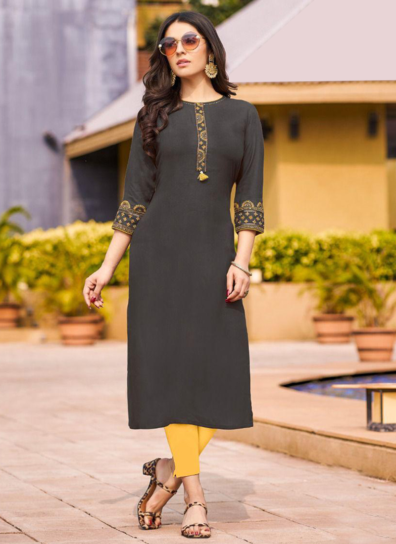 67 Different Types of Kurtis Designs Popular for Unique Fashion Trends