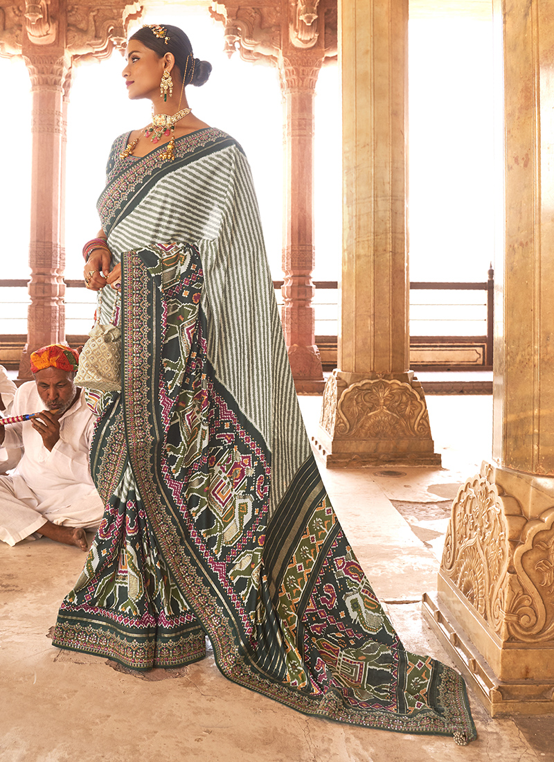 Women's Pure Soft Silk woven Saree vt000630 - Vtsarees.com