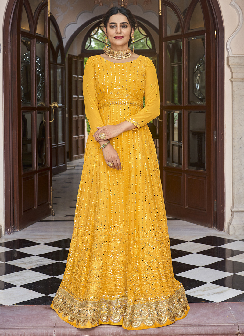 5 Glamorous Diwali Party Dresses You Must Try| Raisin