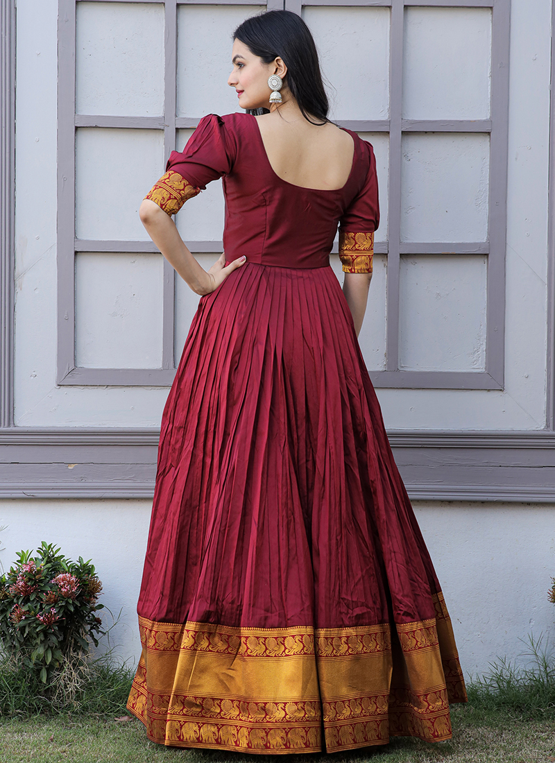 Love this combination of maroon velvet with dull gold. | Maroon velvet dress,  African fashion skirts, Velvet dress