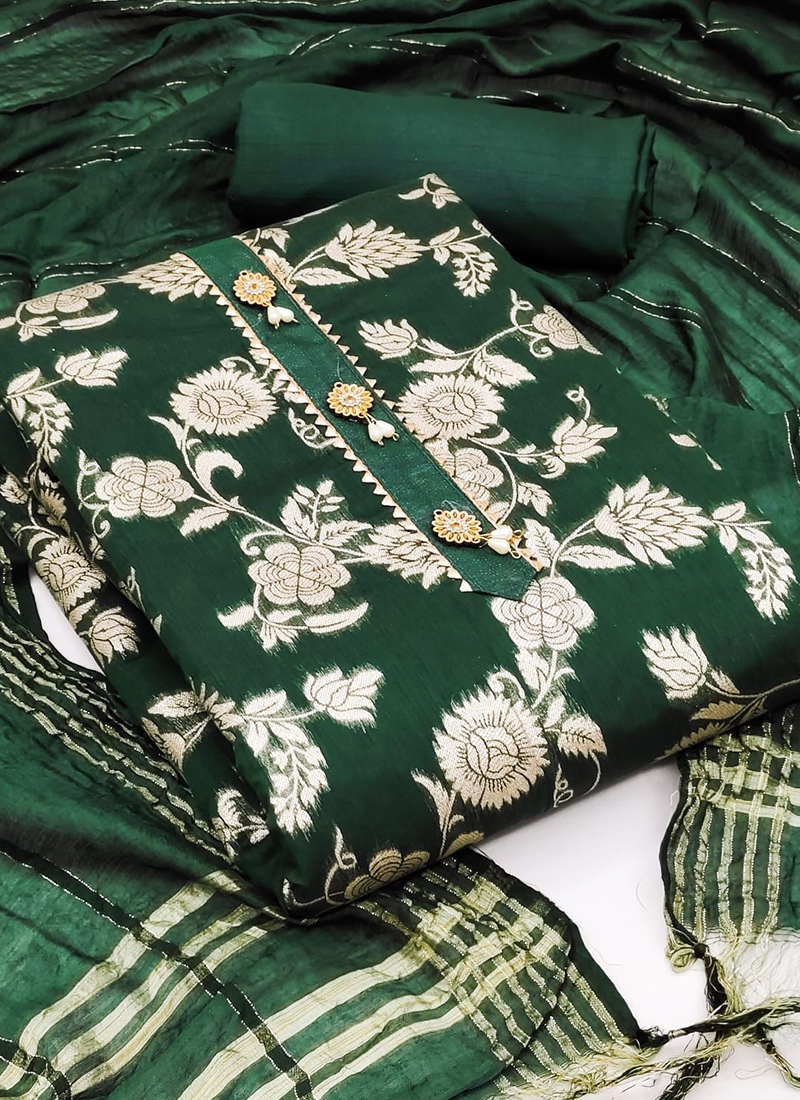 Green on sale banarasi dress