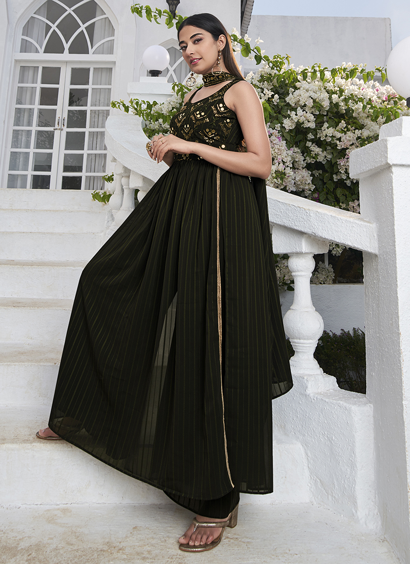 Buy Green Anarkalis & Gowns for Women Online in India - Indya