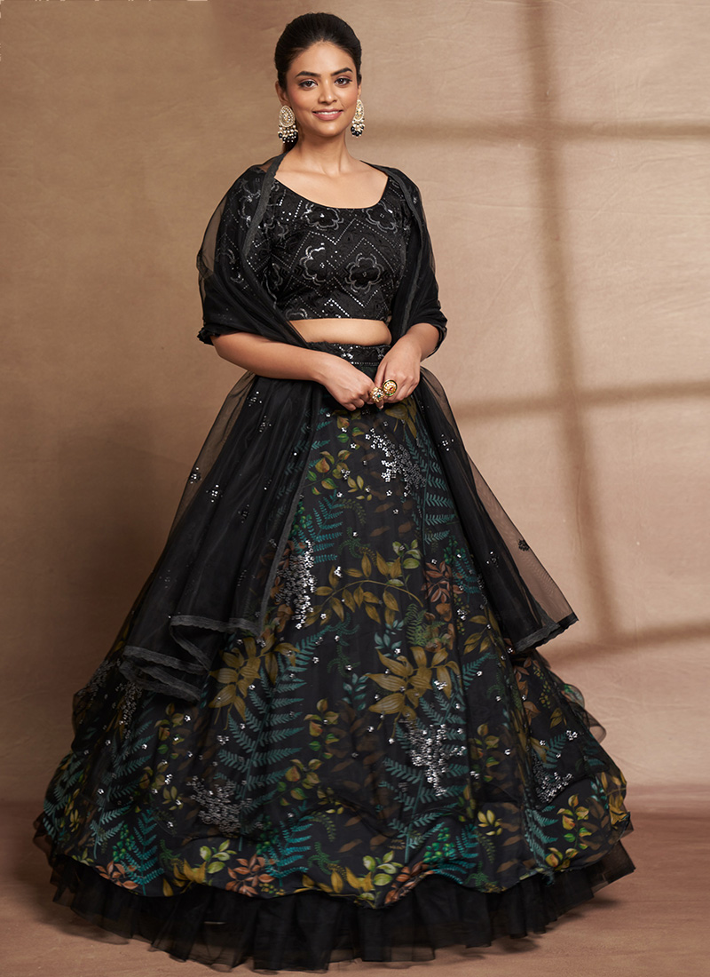 Charming Black Zari Embroidered Net Wedding Wear Lehenga Cho-sgquangbinhtourist.com.vn