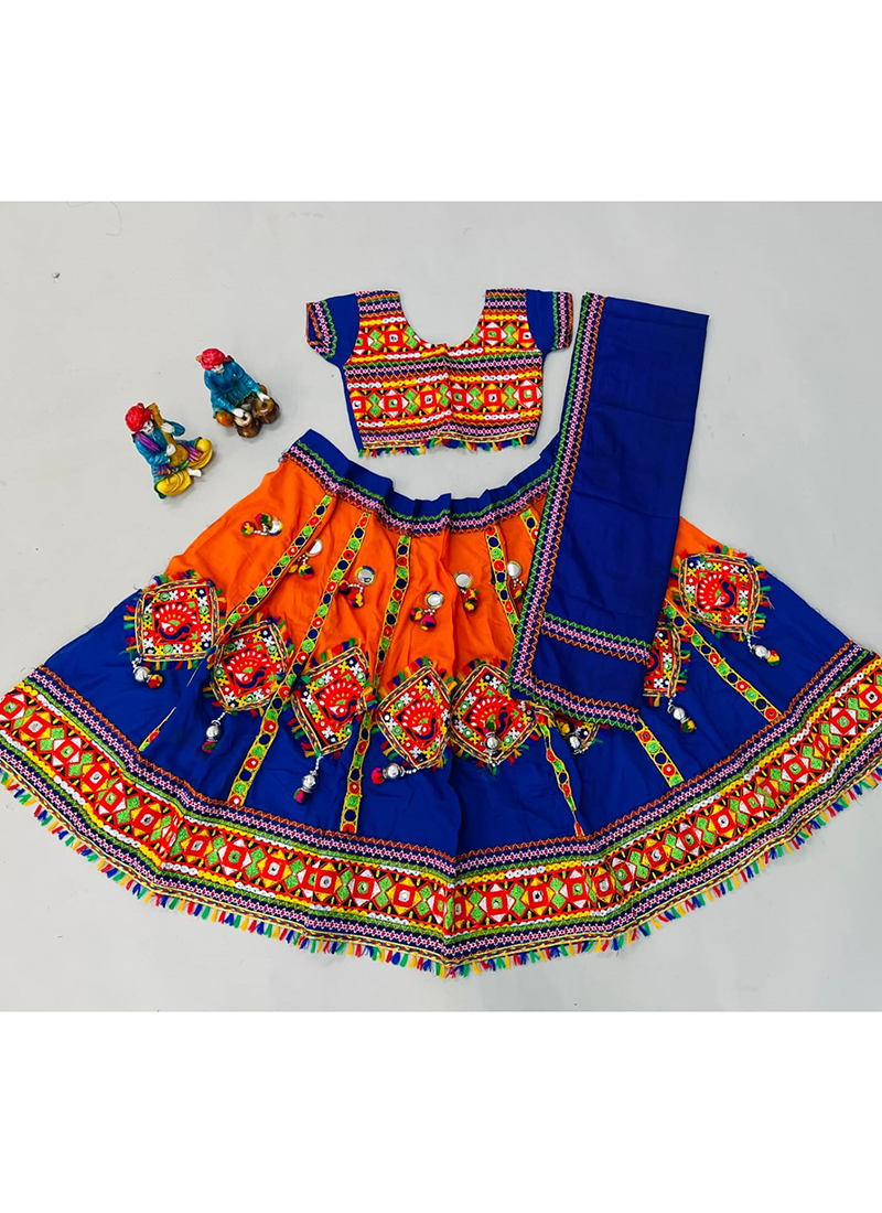 Buy Aarika Girl's Orange & Black Traditional Gujarati Lehenga Choli Set  With Mirror Work - Lehenga Choli for Girls 2154108 | Myntra
