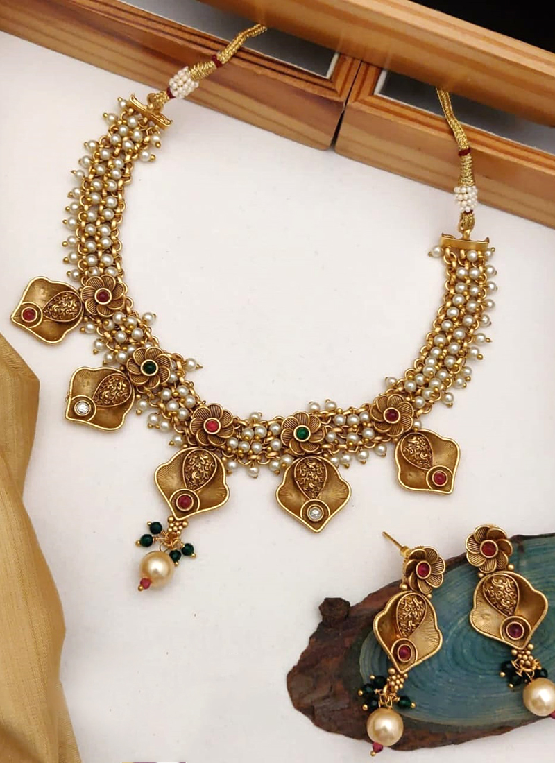 Gold Finish Kundan Polki & White Jadtar Stone Long Necklace Design by Just  Jewellery at Pernia's Pop Up Shop 2023
