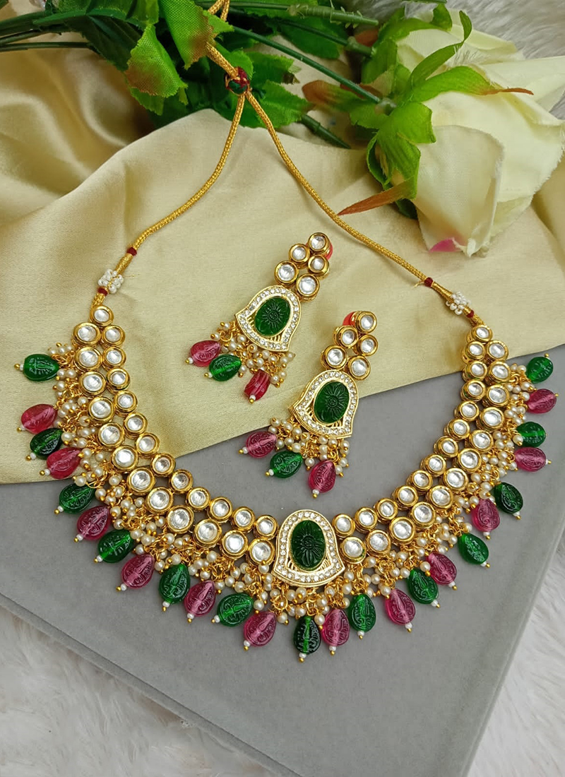Bridal Green Kundan Jewellery Set – BANGLES BY LESHYA