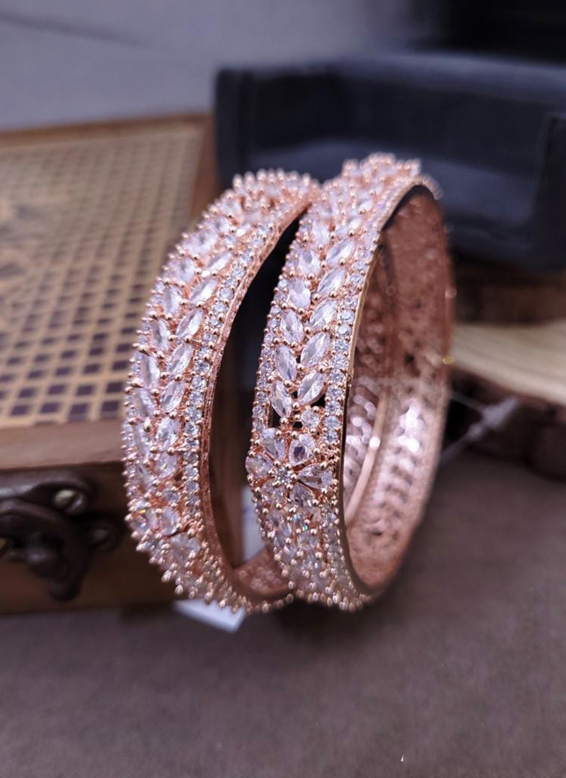 Diamond Bangles | Bangle With Diamonds | Liali Jewellery UAE