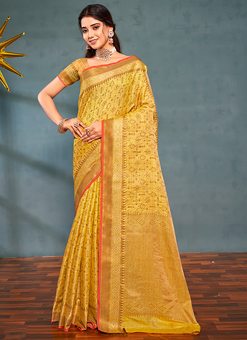 12 figure patan patola | Saree, Silk sarees online, Indian women