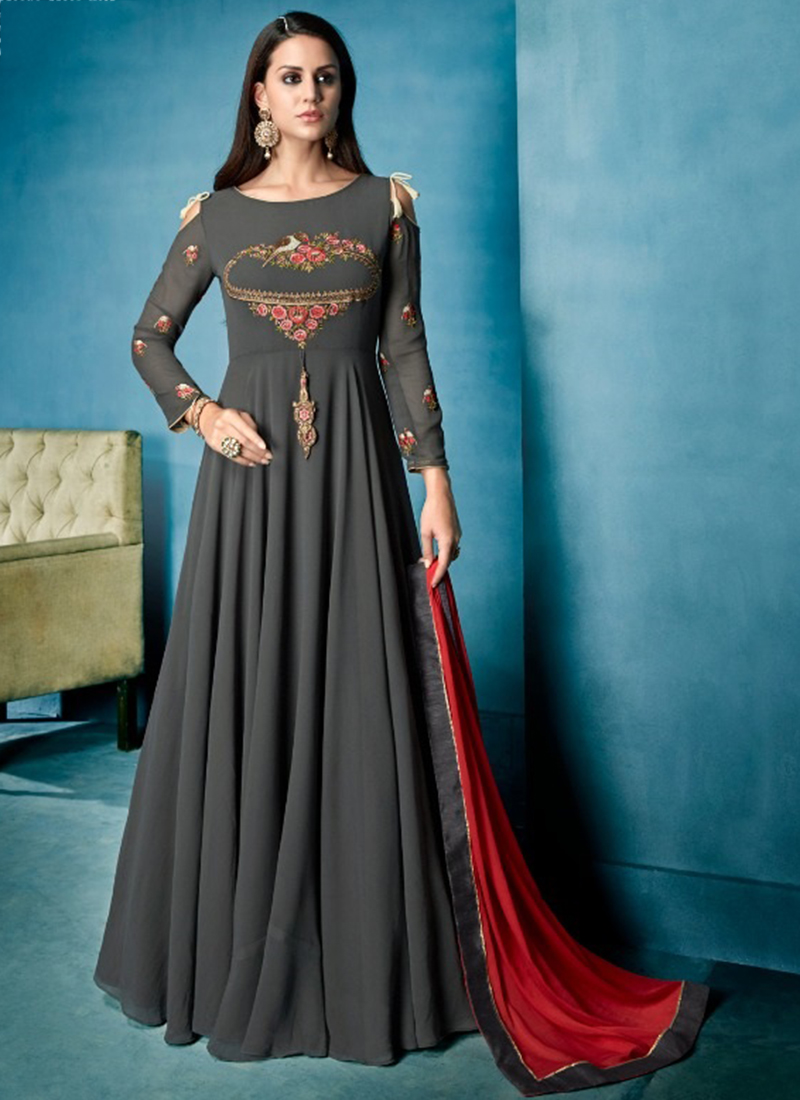 Treditional Hub New Designer Gown, Party Wear Look Gown, Heavy Embroidery  And Digital Print Work Gown,
