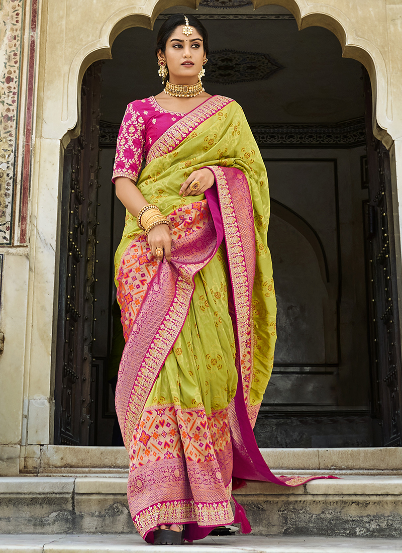 6.3 m (with blouse piece) Pink & Green Kanchipuram Silk Saree