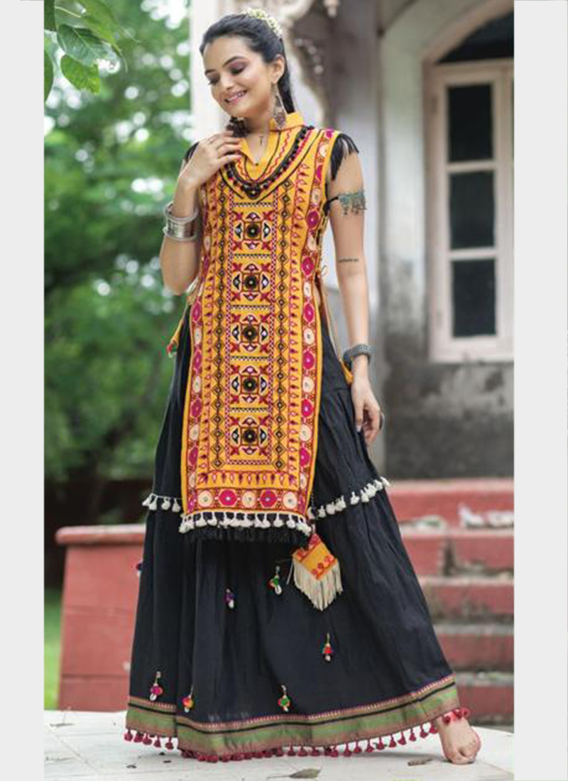 Women's Mughal Jaal Chanderi Suit Set - Gillori | Simple kurti designs,  Silk kurti designs, Sleeves designs for dresses