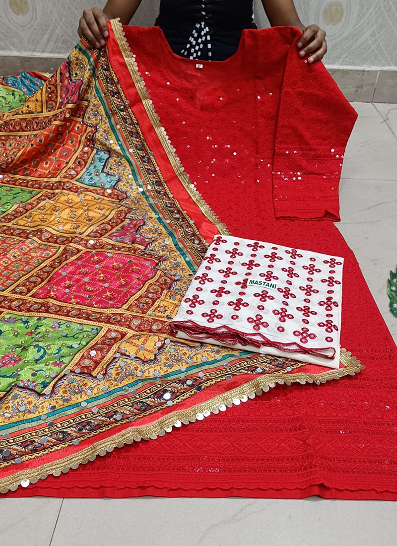 Phulkari Suit at best price in Patiala by Hora Exports | ID: 9670890655-vietvuevent.vn