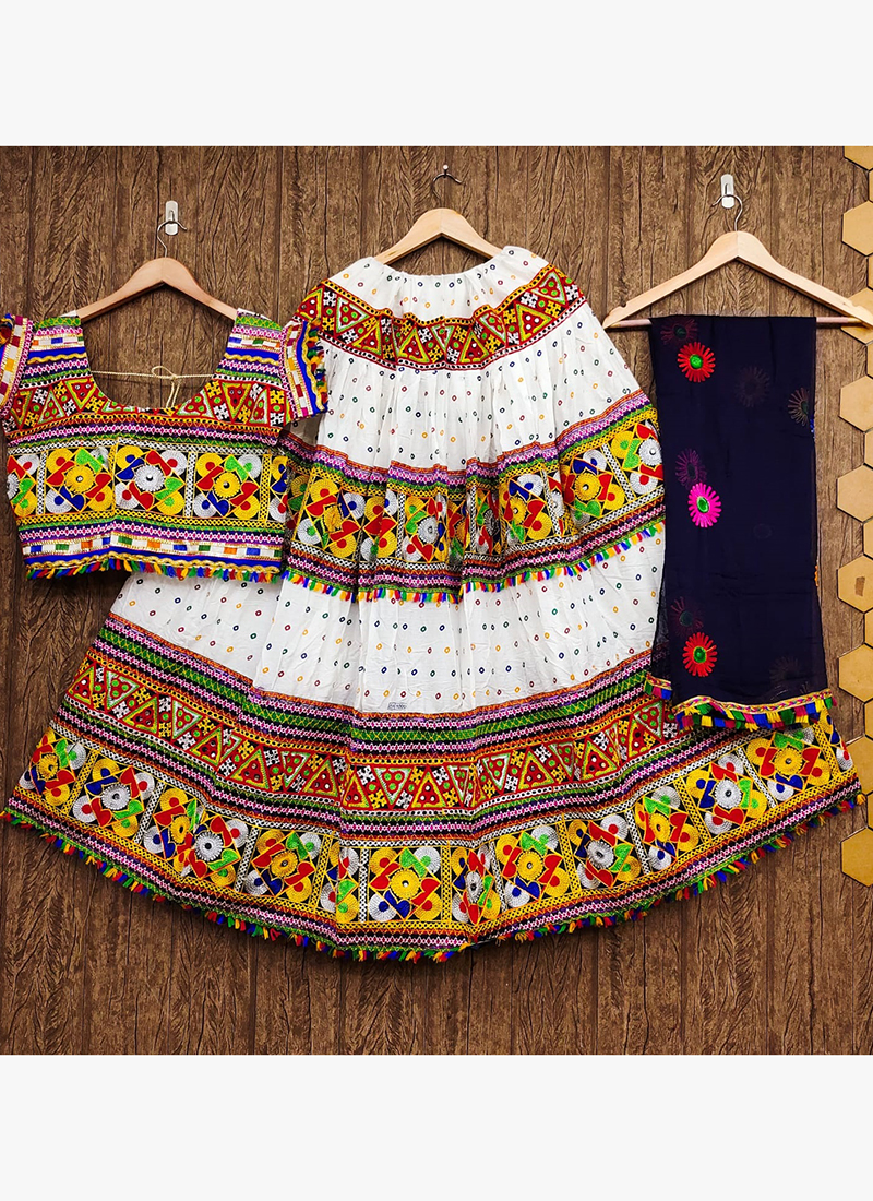 Buy Online Green Cotton Navratri Ghagra Choli | Navaratri Garba Dresses