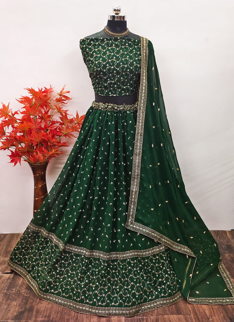 45+ Jaw Dropping Green Coloured Lehengas We Spotted For Your Intimate  Wedding! | WeddingBazaar