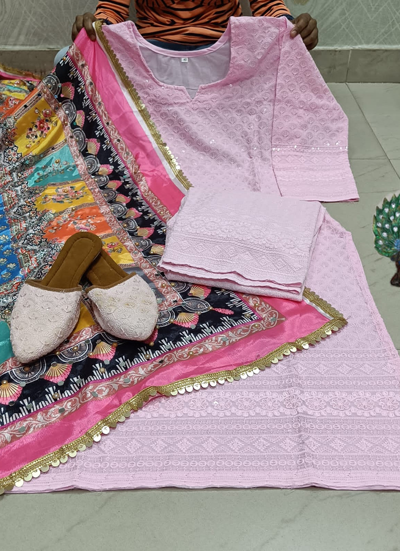 KD195 Pure Cambric Cotton Wholesale Phulkari Suits With Patching Juttis ...