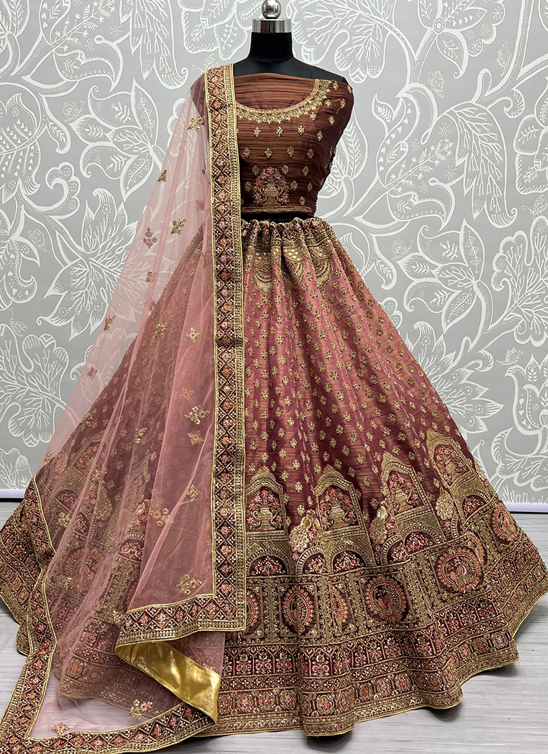 35 Punjabi Bridal Lehenga Styles that You Would Want to Steal! -  LooksGud.com | Indian bridal wear, Pink bridal lehenga, Indian bridal  outfits