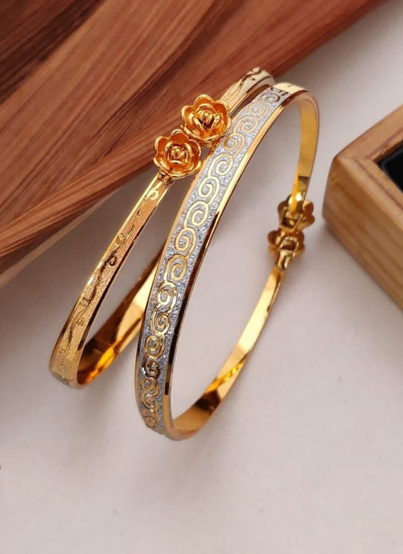 Aamrapali Silver Plated AD Openable Bangles Set