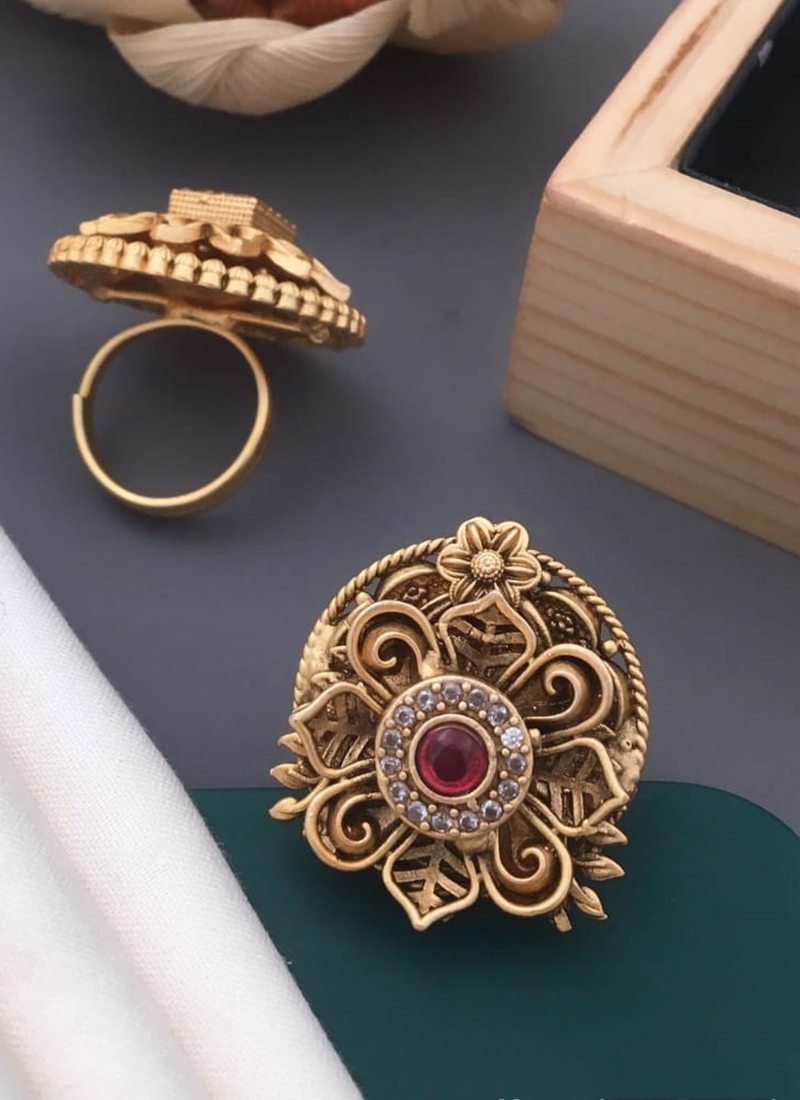 Estele Fancy american diamond studded petals designer ring for women :  Amazon.in: Fashion