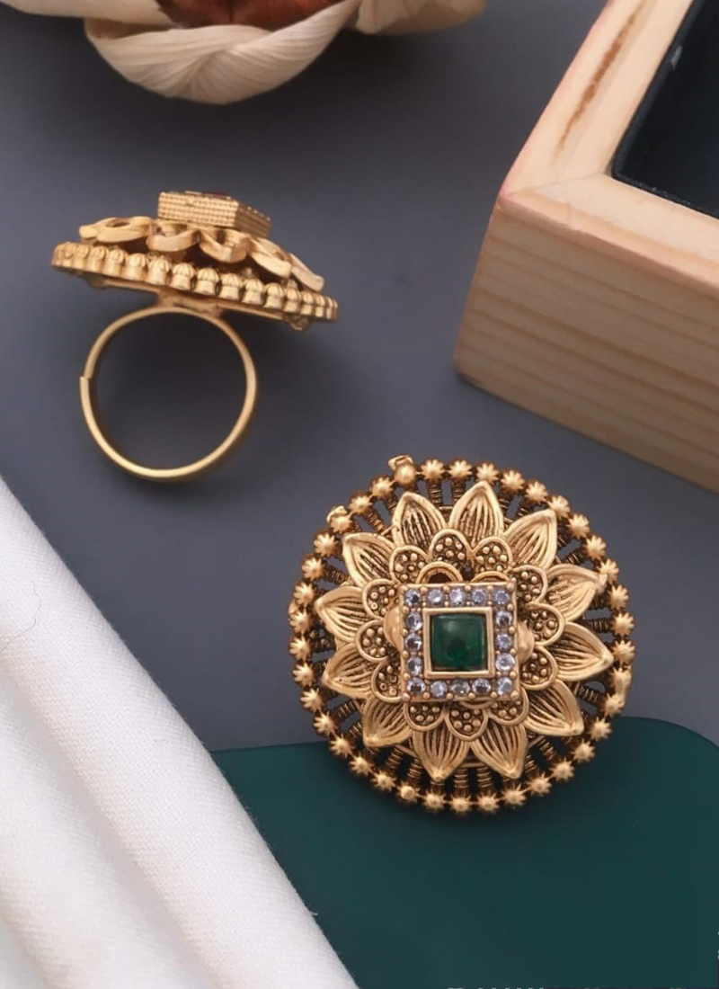 Trj Kolka Design Hallmark 22kt Gold Finger Ring For Ladies Approx Wgt:-  1.360 Gram With Purity Smart Card - 14, सोने की अंगूठी - Rajlaxmi  Jewellers, Kolkata | ID: 2852085450497