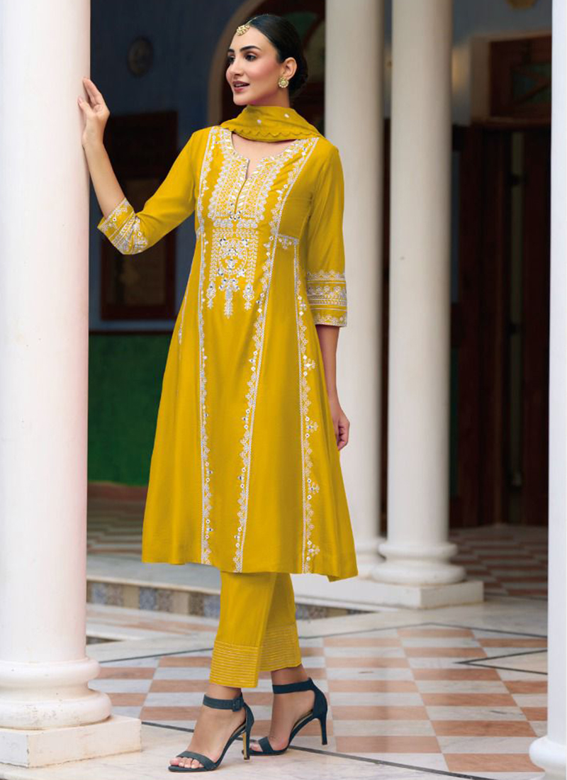 Silk Chiffon Salwar kameez Online | Buy Chiffon Salwar Suits @best prices