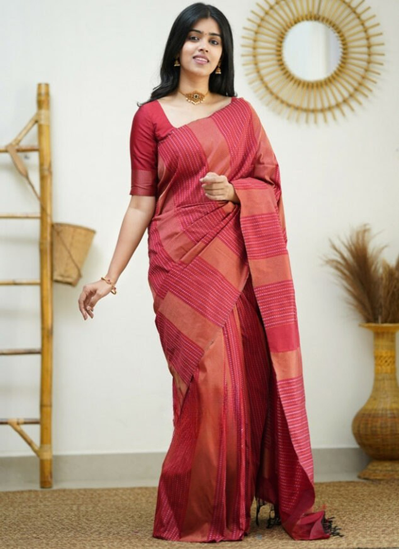 Most trusted Traditional Sarees Supplier in Surat delivering all over  India. Wholesale Traditional Sarees, half, maharashtrian, Gujarati,  Rajasthani, Surat, India