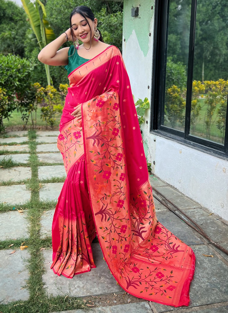 Jolly Women`s Paithani Silk Saree with Traditional Woven Peacock Design  with Contrast Blouse Piece - Rani Pink : Amazon.in: Clothing & Accessories