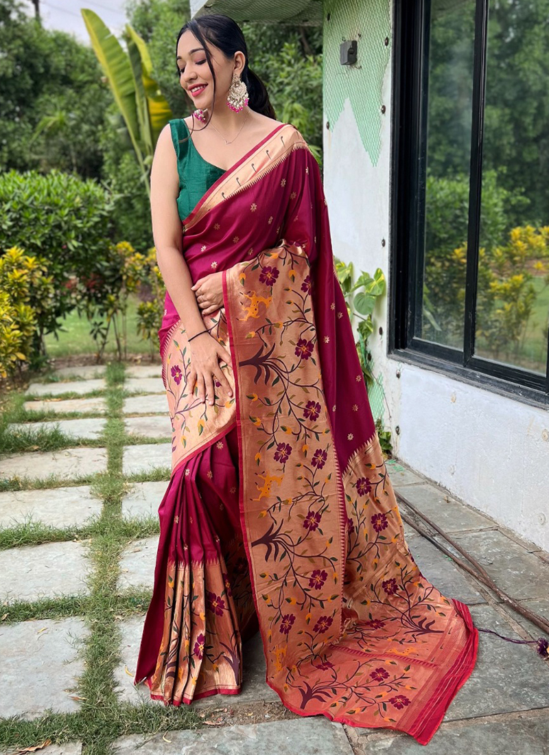 Our Top Picks: 6 Paithani Saree Images for the Brides-To-Be