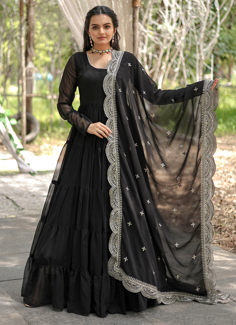 Party Wear Simple Look Gown With Printed Dupatta at Rs 1709 | Ladies Gown |  ID: 26132609448