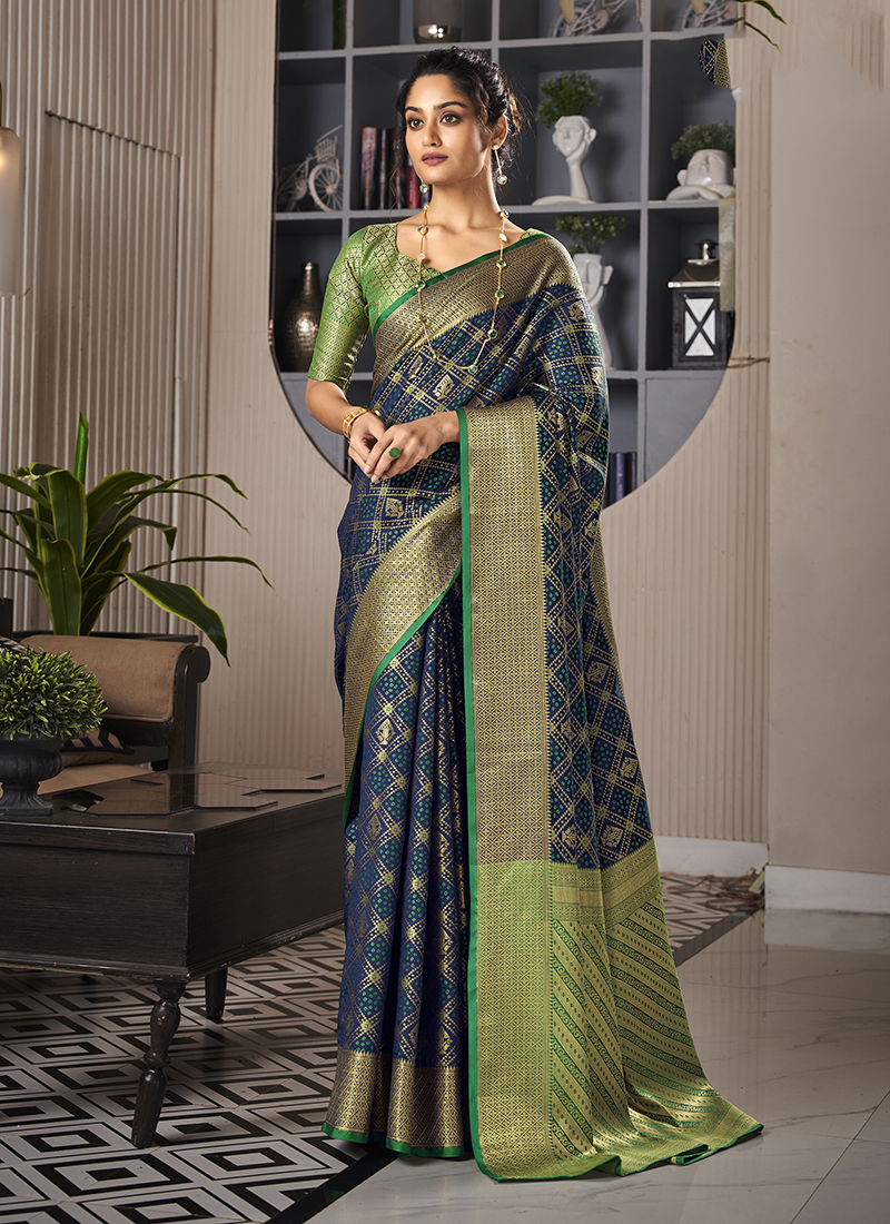 Shop Navy Blue Zari Woven Soft Silk Marriage Functions Saree From Ethnic  Plus