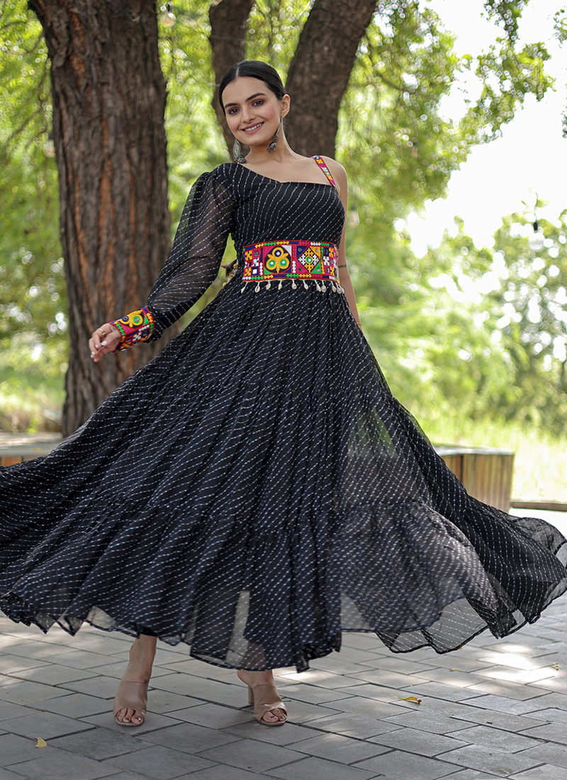 Black gown outlet online shopping