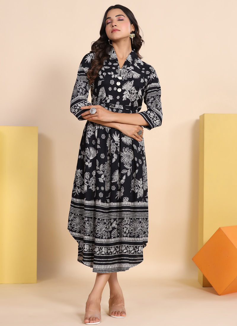 Light Weight, Durable in Quality: Kurtis Sets : A Complete Happyness –  Moolchand Mill Pvt Ltd