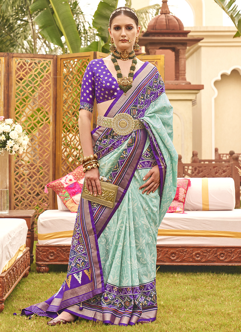 Pure Paithani Silk Blue Handloom Saree With Contrast Blouse Online – Sunasa