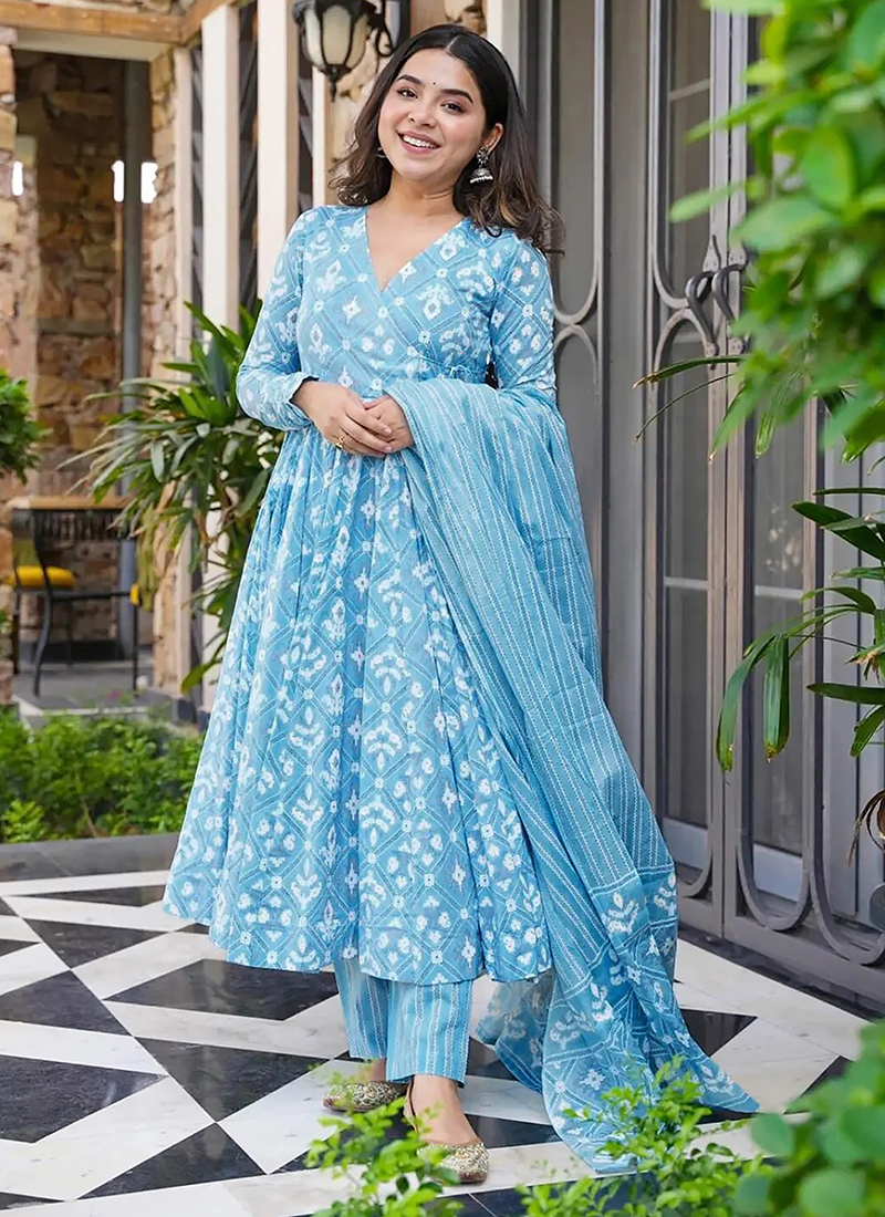party wear anarkali dress online Andaaz Fashion Women's Black Georgette Diwali Party Wear Anarkali Suit