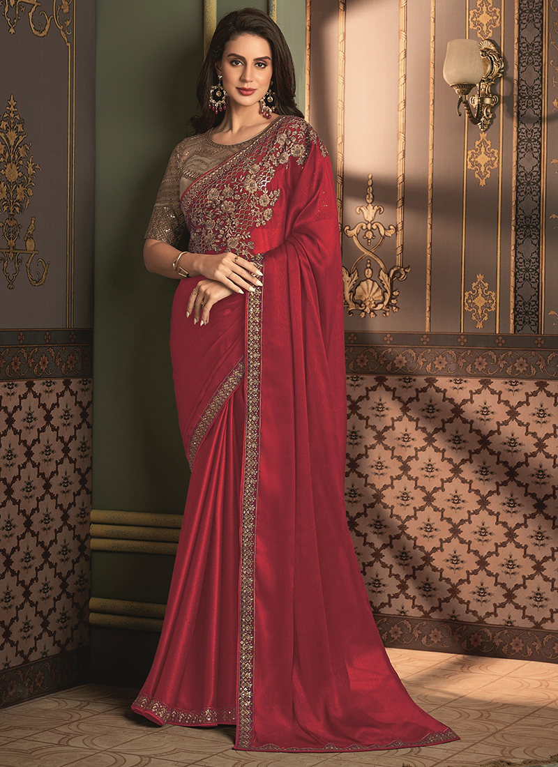 Structured Saree With Metallic Corded Blouse