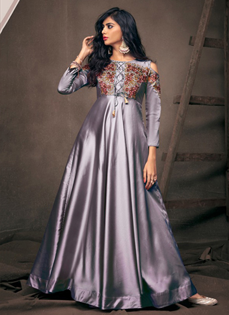 tapeta gown